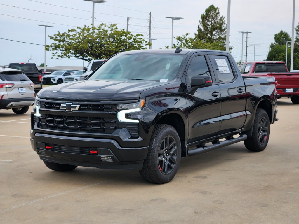 New 2026 Chevrolet Silverado 1500 RST w/ Redline Edition AWD/4WD image 2