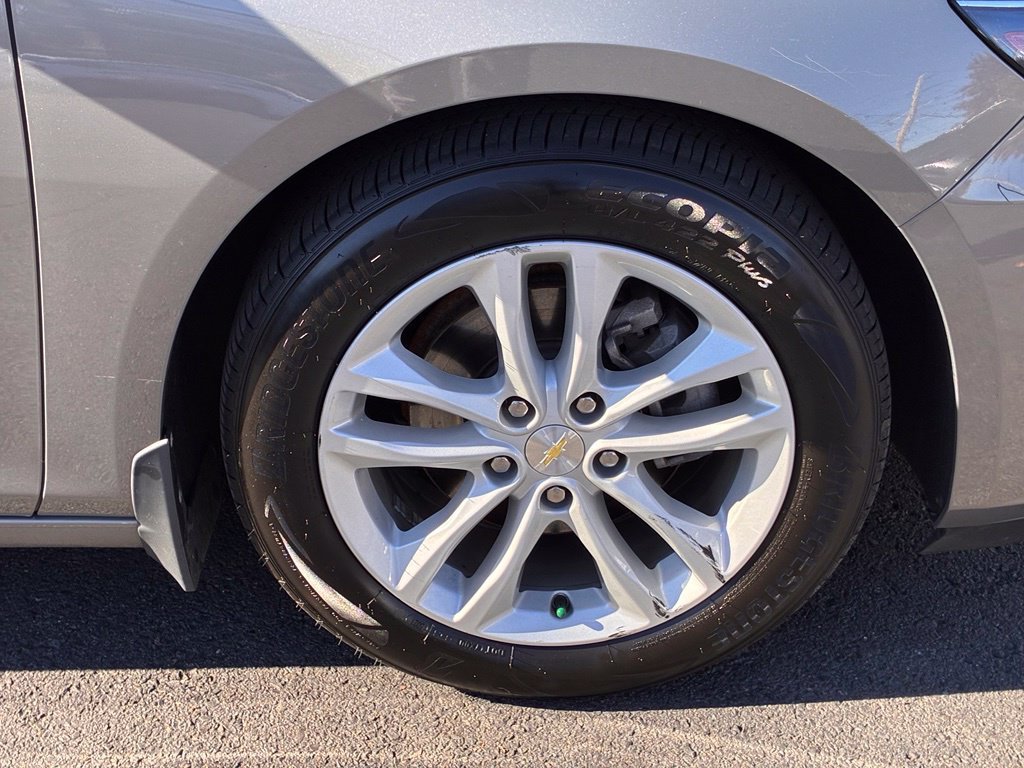 Used 2018 Chevrolet Malibu LT FWD image 49