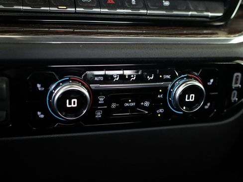 Used 2023 GMC Sierra 1500 Elevation image 17