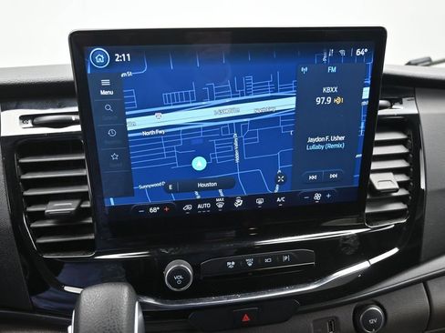 Used 2023 Ford Transit 350 XLT image 25