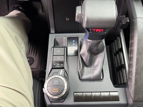 Used 2024 Toyota Tacoma TRD Sport image 26