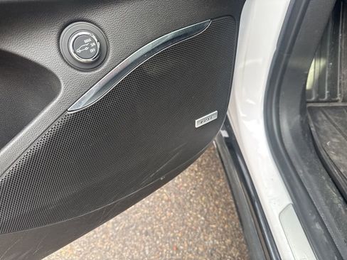 Used 2020 Buick Enclave Essence w/ Sport Touring Edition image 26