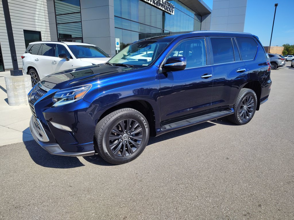 Used 2023 Lexus GX 460 Premium AWD/4WD image 2