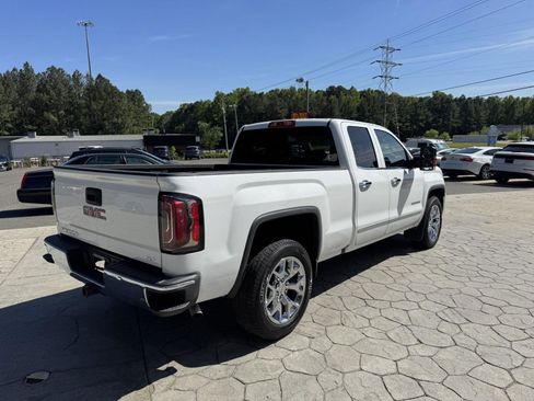 Used 2017 GMC Sierra 1500 SLT w/ SLT Premium Package AWD/4WD image 12