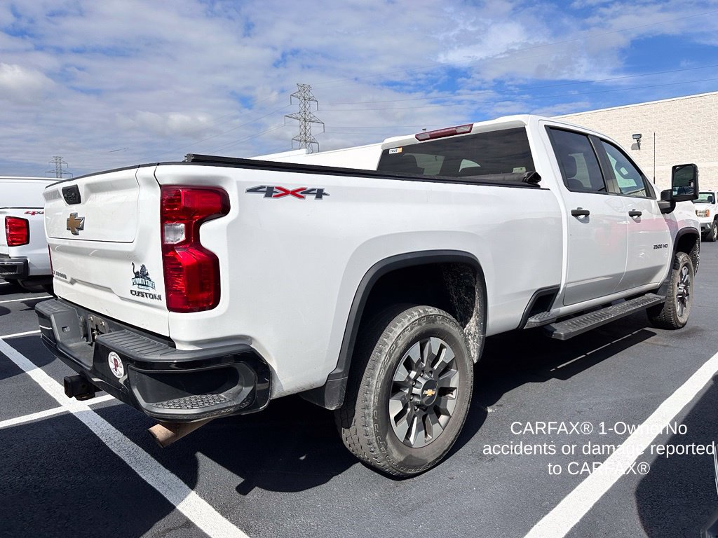 Used 2022 Chevrolet Silverado 2500 Custom w/ Custom Value Package AWD/4WD image 4
