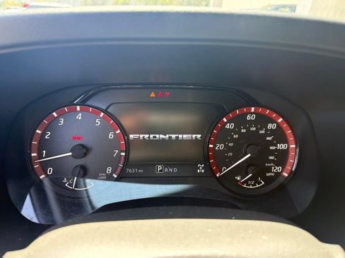 Used 2025 Nissan Frontier PRO-4X w/ Interior Protection Package AWD/4WD image 9
