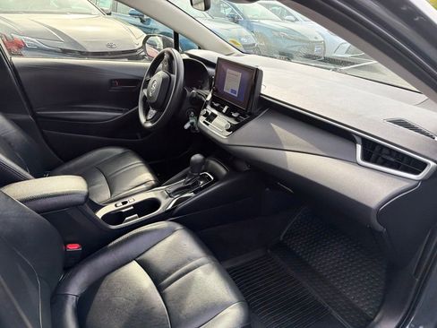 Used 2023 Toyota Corolla LE FWD image 9