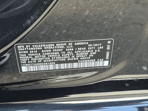 Used 2017 Volkswagen Passat 1.8T R-Line FWD image 9
