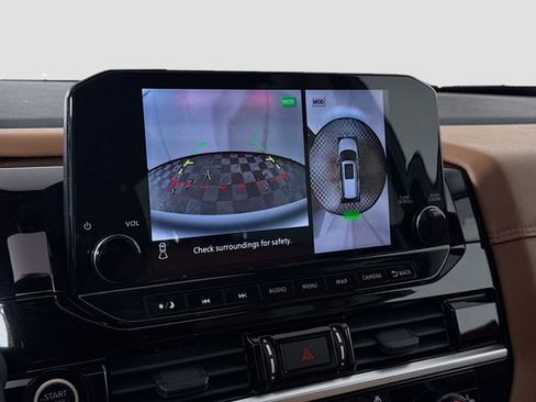 Used 2022 Nissan Pathfinder Platinum w/ Cargo Package image 23