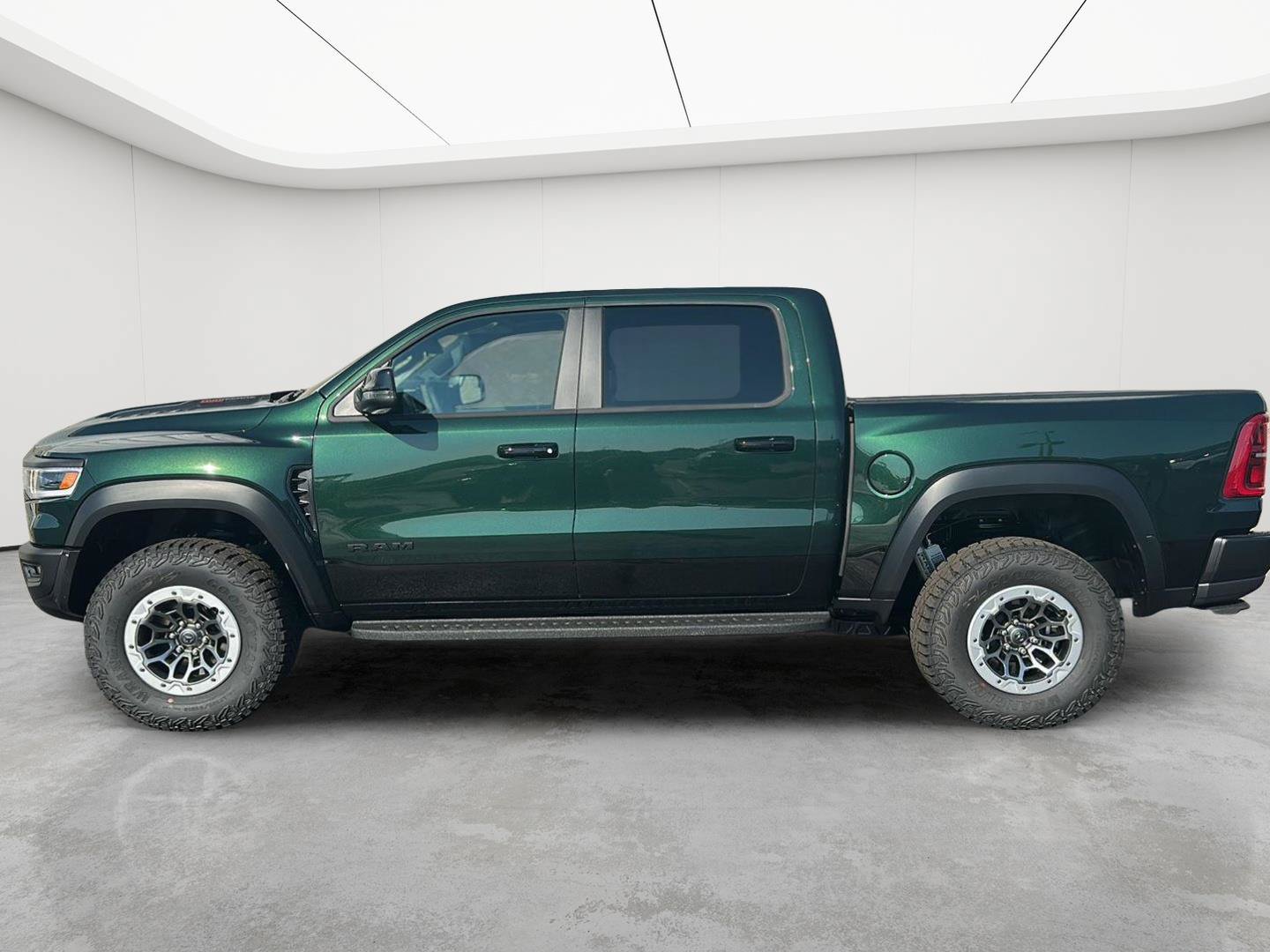 New 2026 RAM 1500 RHO w/ RHO Level 1 Equipment Group AWD/4WD image 38