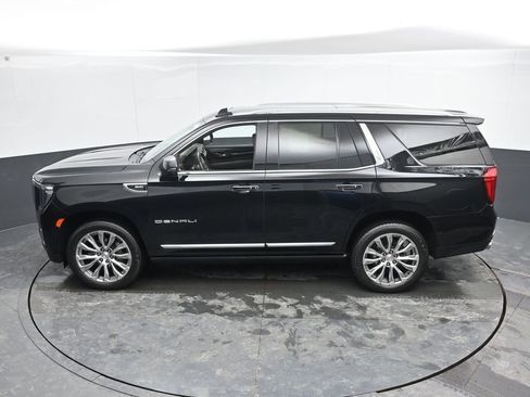 Used 2023 GMC Yukon Denali w/ Denali Reserve Package image 43