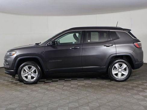 Used 2022 Jeep Compass Latitude image 14