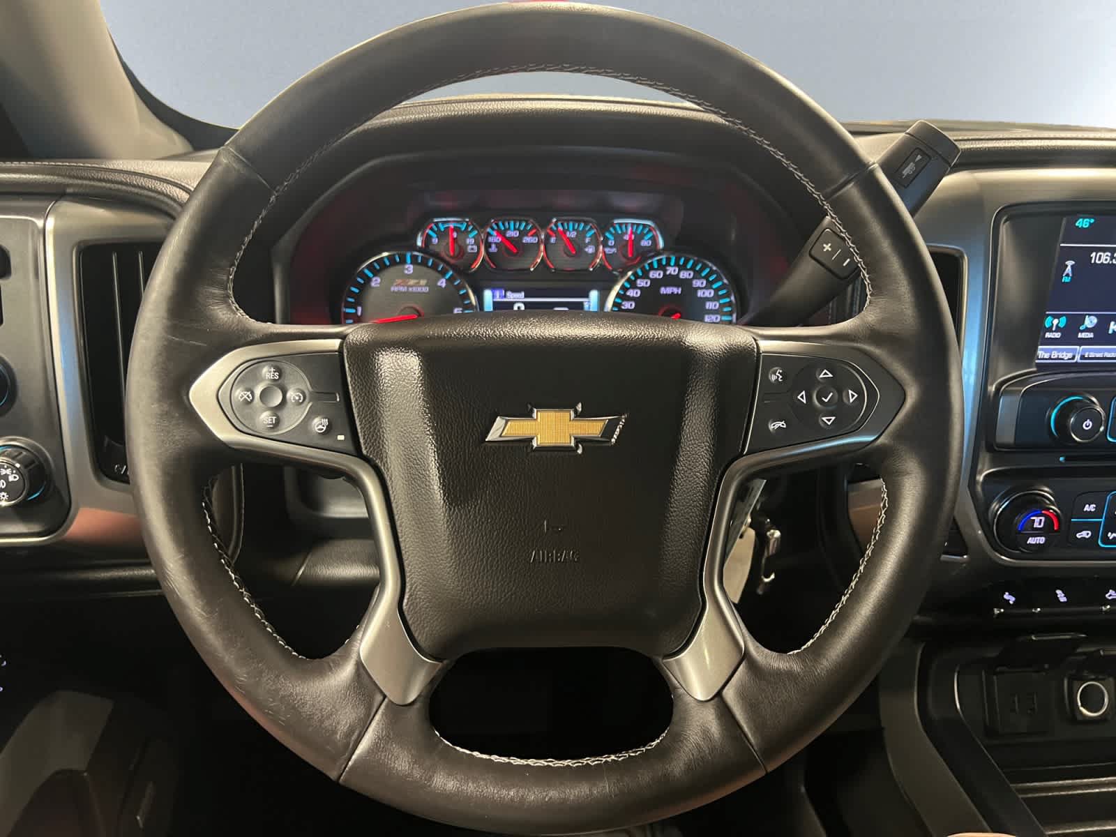 Used 2017 Chevrolet Silverado 1500 LTZ AWD/4WD image 17
