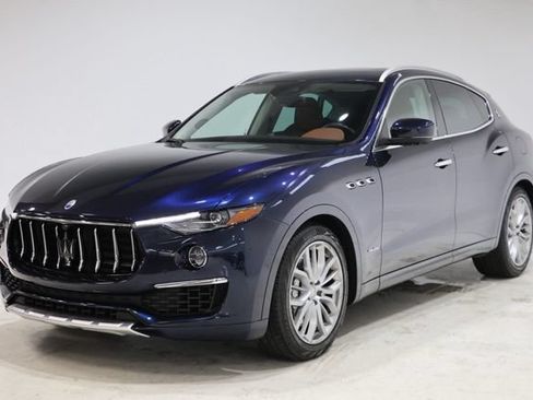 Used 2019 Maserati Levante S GranLusso AWD/4WD image 3