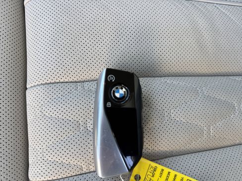 Used 2024 BMW X7 xDrive40i w/ Executive Package image 37