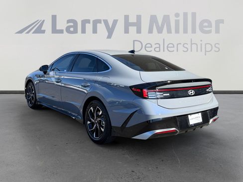 Certified 2025 Hyundai Sonata SEL image 3