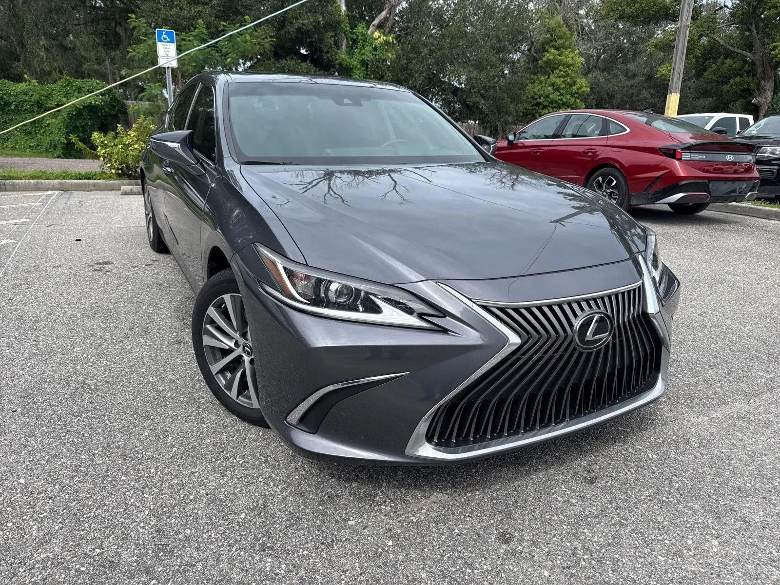 Used 2019 Lexus ES 350 FWD image 4