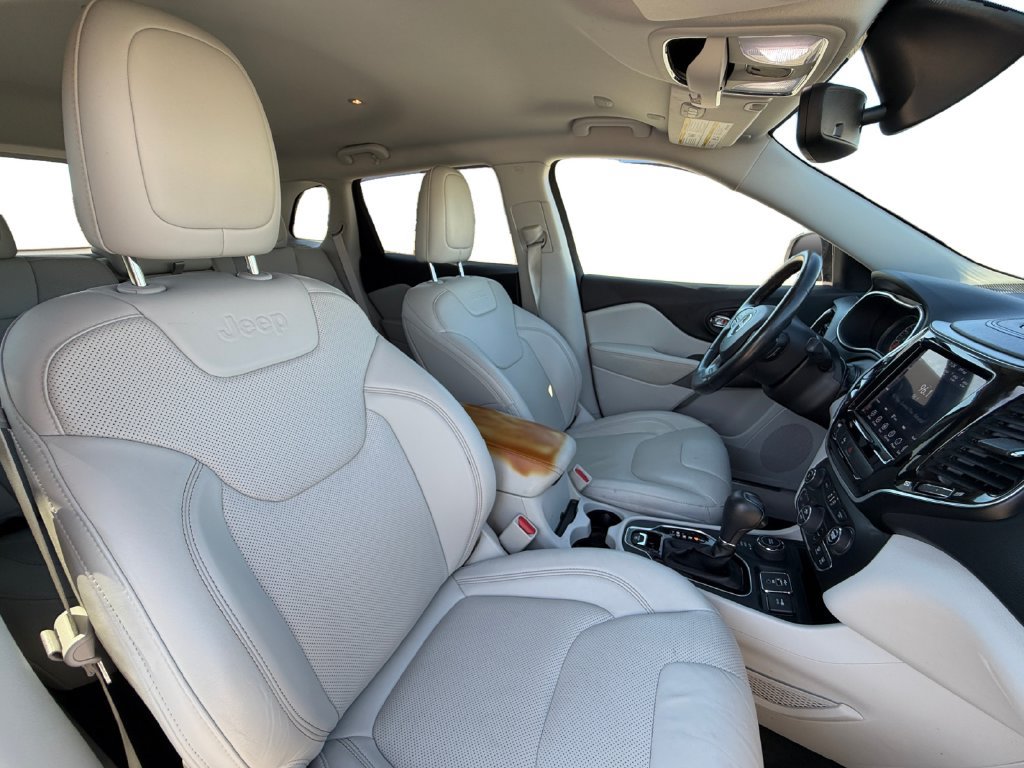 Used 2020 Jeep Cherokee Limited AWD/4WD image 29