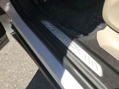 Used 2019 Buick Envision Premium image 28