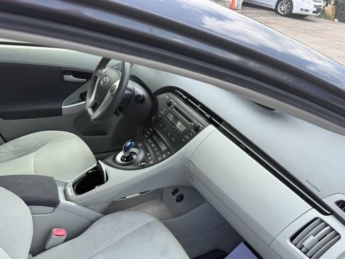 Used 2011 Toyota Prius Two FWD image 12