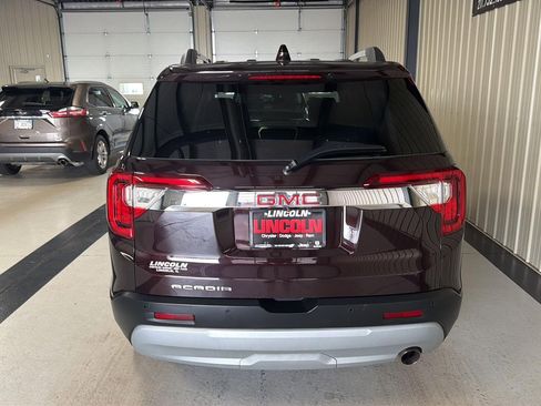 Used 2021 GMC Acadia SLE w/ Driver Convenience Package image 8