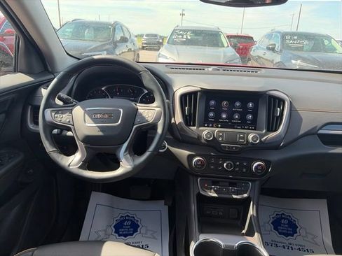 Used 2024 GMC Terrain AT4 AWD/4WD image 14