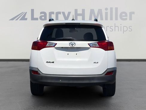 Used 2013 Toyota RAV4 XLE image 5