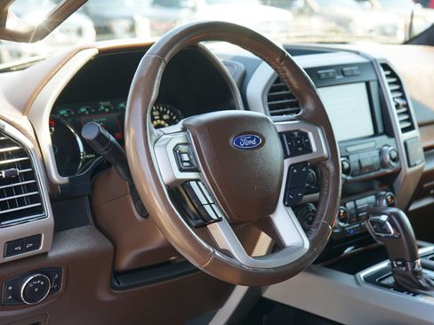 Used 2019 Ford F150 King Ranch w/ FX4 Off-Road Package AWD/4WD image 12