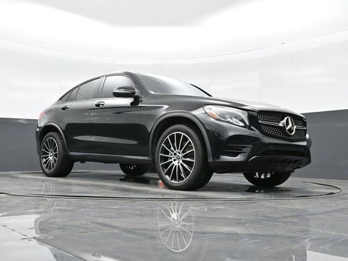Used 2019 Mercedes-Benz GLC 300 4MATIC Coupe image 40