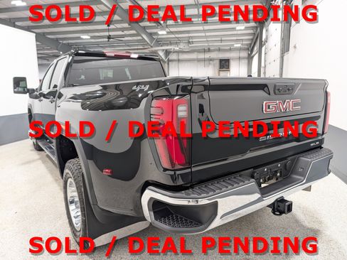 Used 2024 GMC Sierra 3500 SLE image 5