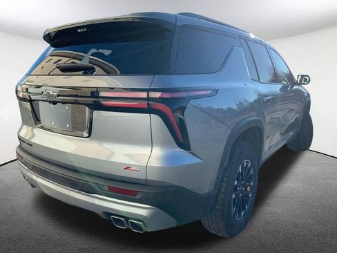 Used 2024 Chevrolet Traverse Z71 w/ Enhanced Driving Package image 14