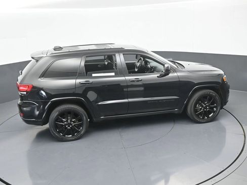 Used 2020 Jeep Grand Cherokee Altitude image 53