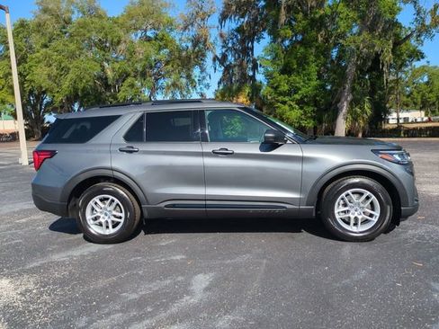 New 2026 Ford Explorer Active w/ Active Comfort Package RWD image 4
