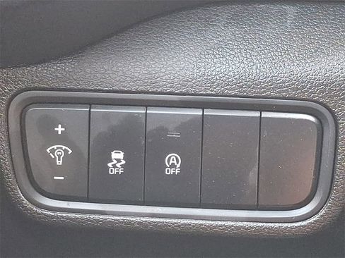 Used 2023 Kia Soul LX image 24