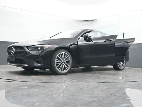 Used 2025 Mercedes-Benz CLA 250 4MATIC image 69