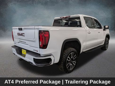 Used 2024 GMC Sierra 1500 AT4 w/ Technology Package image 5