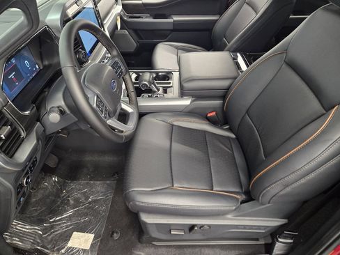 Used 2025 Ford F150 Lariat w/ Equipment Group 501A Mid AWD/4WD image 29
