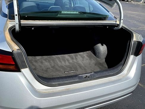 Used 2022 Nissan Altima 2.5 S FWD image 8