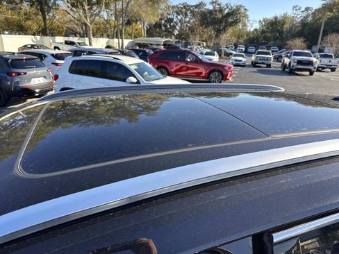 New 2026 Volkswagen Atlas Cross Sport SEL Premium R-Line image 34