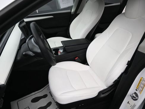 Used 2022 Tesla Model Y Performance AWD/4WD image 24
