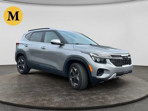 Used 2024 Kia Seltos EX AWD/4WD image 8