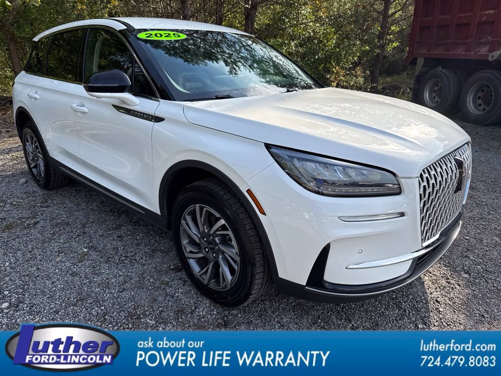 Used 2025 Lincoln Corsair AWD w/ Equipment Group 101A image 1