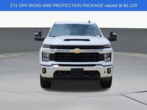 Used 2026 Chevrolet Silverado 2500 LT AWD/4WD image 2