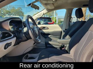 Used 2022 Chrysler Voyager LX FWD video 2