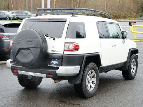 Used 2014 Toyota FJ Cruiser 4WD image 5
