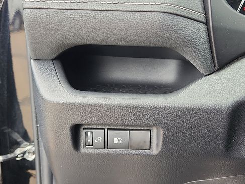 Used 2024 Toyota RAV4 XLE image 17