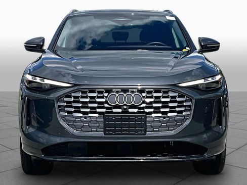 Used 2025 Audi Q5 Premium Plus w/ Premium Plus AWD/4WD image 4