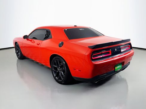Used 2022 Dodge Challenger R/T w/ Blacktop Package image 7