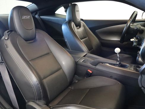 Used 2015 Chevrolet Camaro SS w/ RS Package image 20