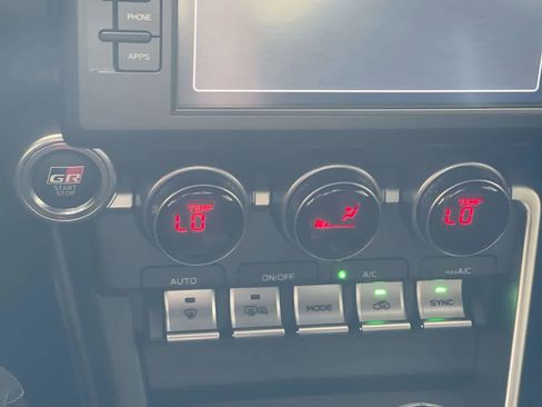 New 2025 Toyota GR86 Premium image 18